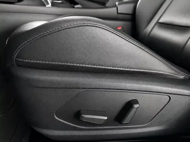 Hyundai Elantra — Фото автомобиля 10