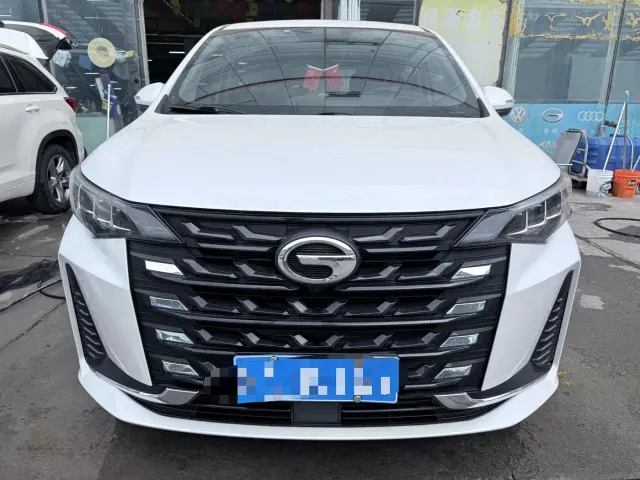 GAC Trumpchi M6 — Фото автомобиля 2