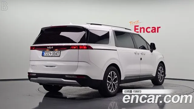 Фотография автомобиля — Kia Carnival Generation 4