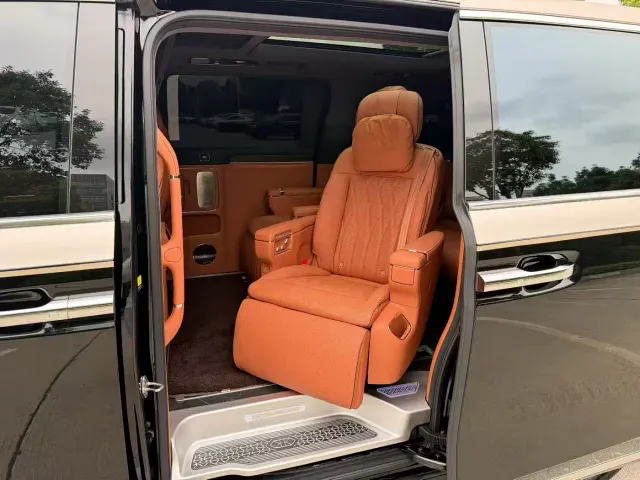 Zhijie Zunjie MPV 2026 Model High-End Edition — Фото автомобиля 7