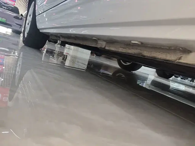 Roewe Clever — Фото автомобиля 21