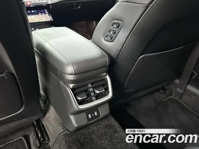 Hyundai Grandeur GN7 — Фото автомобиля 13