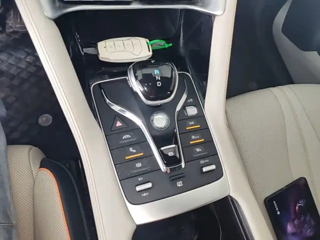 BYD Song PLUS — Фото автомобиля 13