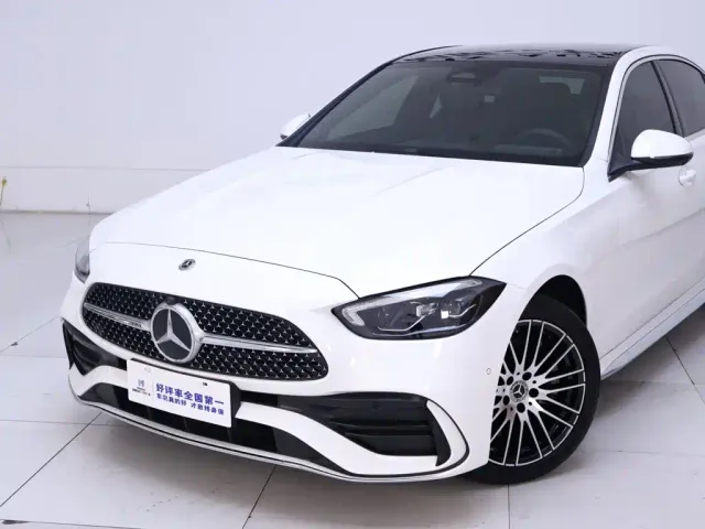 Mercedes-Benz C-Class — Фото автомобиля 3
