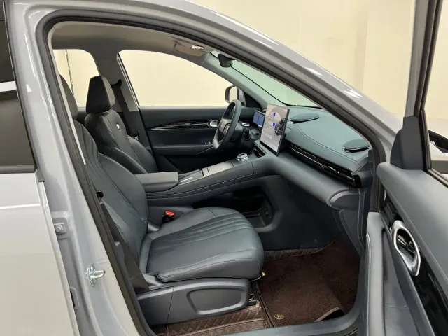 Geely Galaxy E5 — Фото автомобиля 27