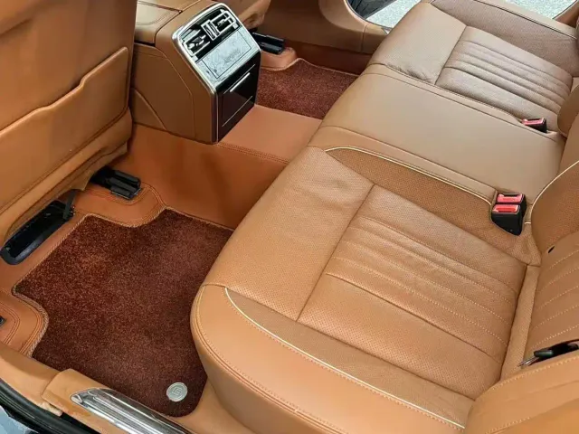Hongqi H9 — Фото автомобиля 13