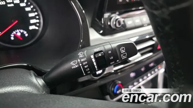 Kia Seltos Seltos Бензин 1.6 турбо 2WD — Фото автомобиля 26
