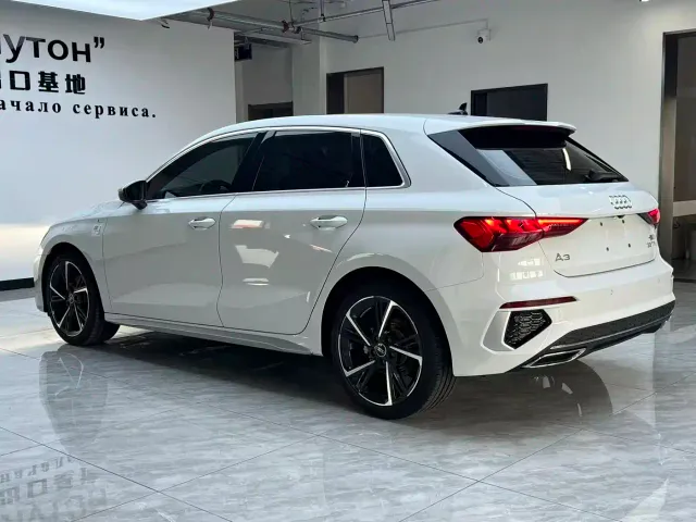 Audi A3 — Фото автомобиля 4