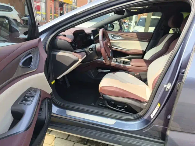 BYD Seal — Фото автомобиля 15