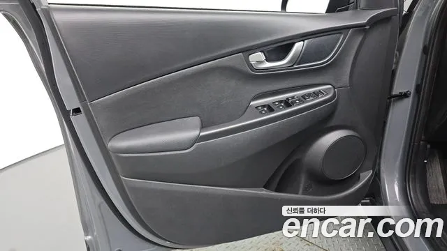 Hyundai Kona — Фото автомобиля 13