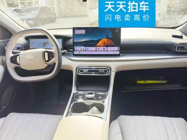 Geely Galaxy Stellar 6 — Фото автомобиля 11