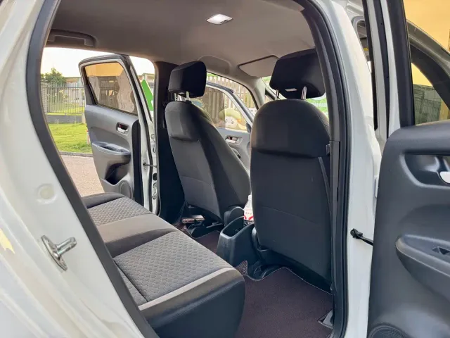 Honda Fit — Фото автомобиля 7