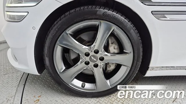 Genesis G80 RG3 — Фото автомобиля 5