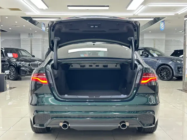 Jaguar XEL — Фото автомобиля 21