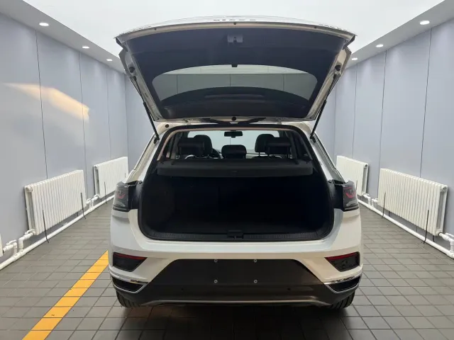 Volkswagen T-Roc — Фото автомобиля 19