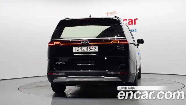 Kia Carnival 4th Gen — Фото автомобиля 4