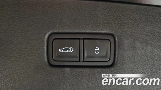 Genesis GV80 — Фото автомобиля 16
