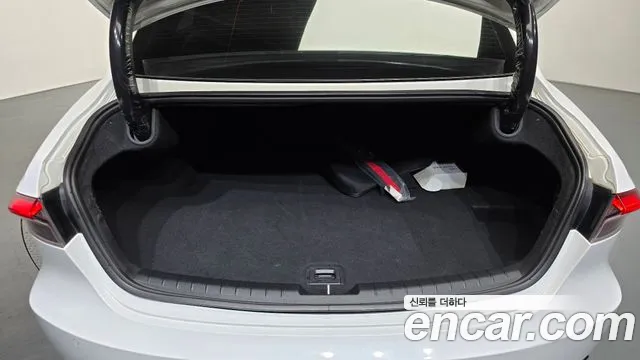 Hyundai Grandeur Новый Grandeur IG 3.0 LPi (Такси) — Фото автомобиля 19