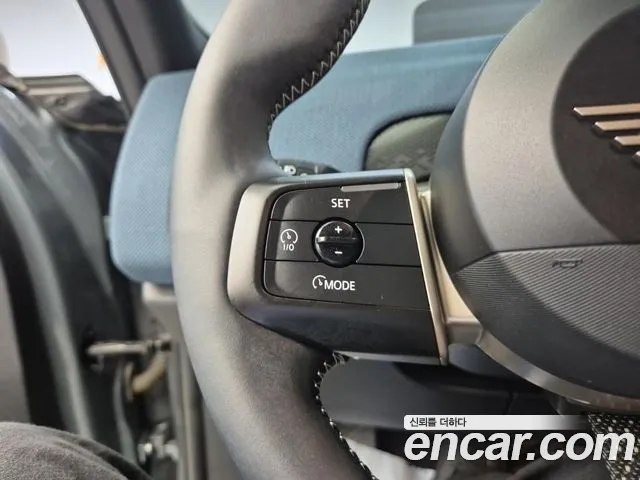 MINI Countryman Electric 3rd Gen — Фото автомобиля 16