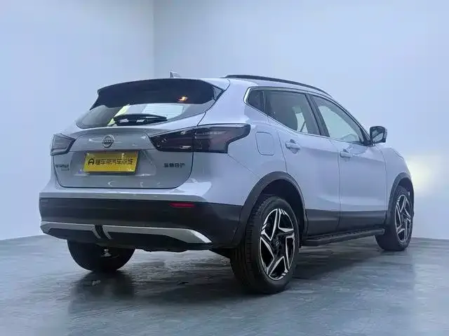 Nissan Qashqai — Фото автомобиля 5