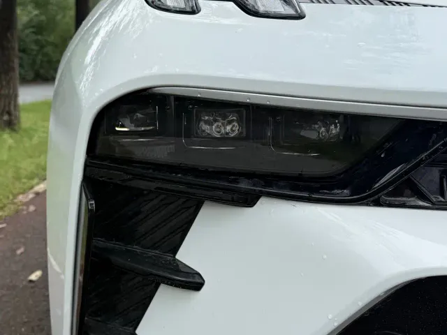 Lynk & Co 03 — Фото автомобиля 18