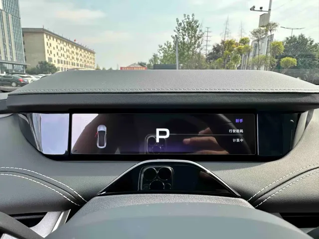 Xiaomi SU7 — Фото автомобиля 7