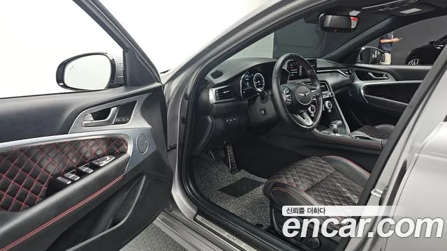Genesis G70 Новый G70 Бензин 3.3T 4WD — Фото автомобиля 5