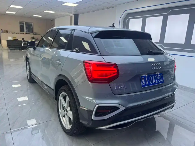 Audi Q2L — Фото автомобиля 4