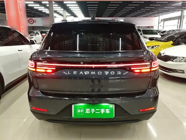 Leapmotor Leapmotor C11 2024 Pure Electric 580 Premium Edition — Фото автомобиля 5