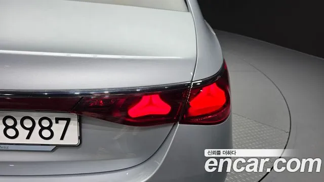 Mercedes-Benz E-Class W214 — Фото автомобиля 8