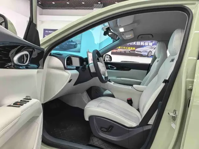Geely Starry Wish — Фото автомобиля 6