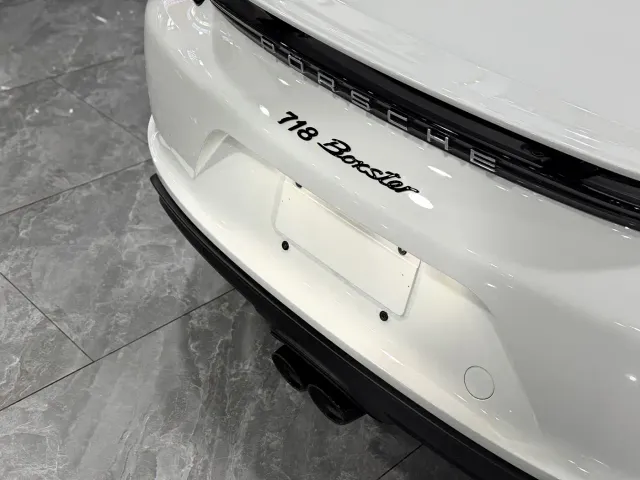 Porsche 718 — Фото автомобиля 13