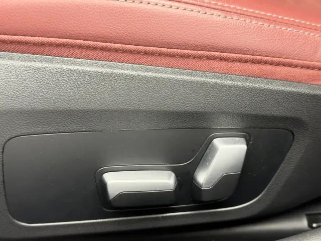 BMW 3 Series — Фото автомобиля 13