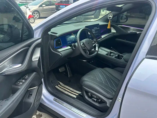 BYD Sealion 07 EV — Фото автомобиля 7