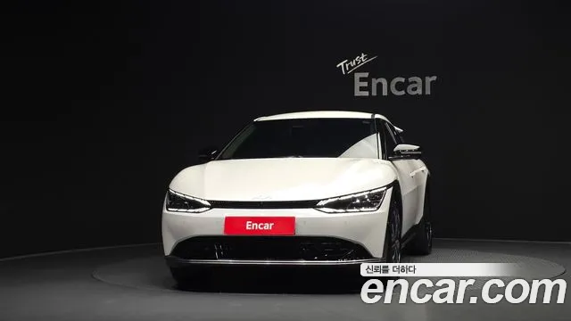 Фотография автомобиля — Kia EV6