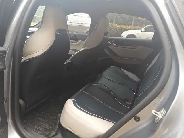 BYD Qin PLUS — Фото автомобиля 8