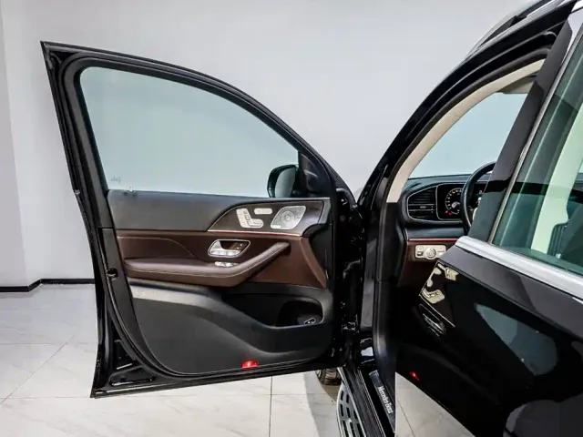 Mercedes-Benz GLE-Class — Фото автомобиля 8