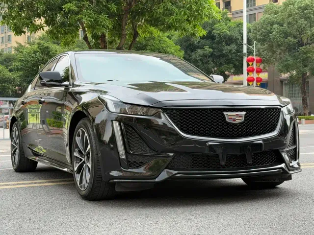 Cadillac CT5 — Фото автомобиля 3