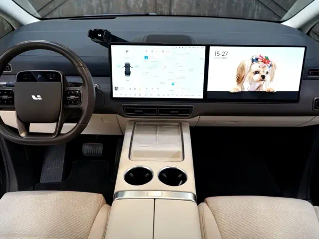 Li Auto MEGA — Фото автомобиля 7
