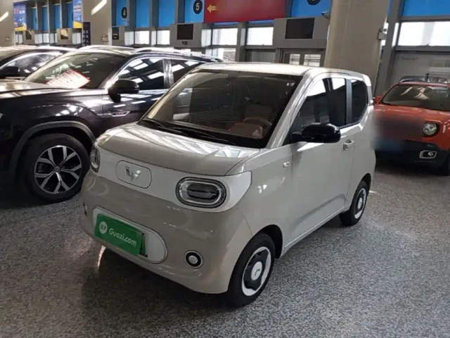 Фотография автомобиля — Wuling Hongguang Mini EV