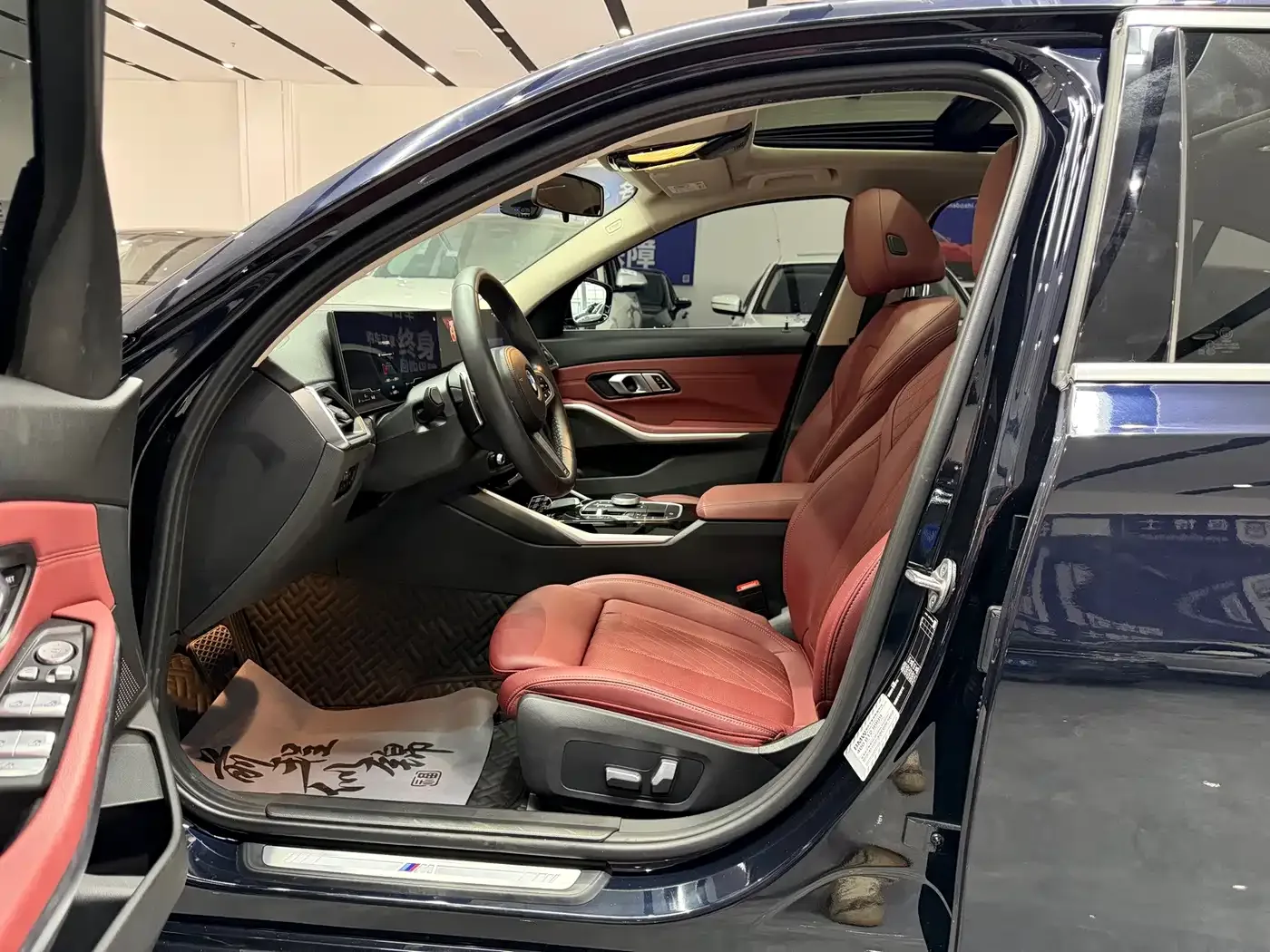 BMW BMW 3 Series 2023 320Li M Sport Package — Фото автомобиля 8