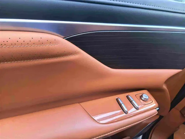 Buick Zhijing Shijia — Фото автомобиля 11