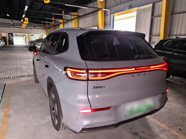 Geely Galaxy E5 — Фото автомобиля 4