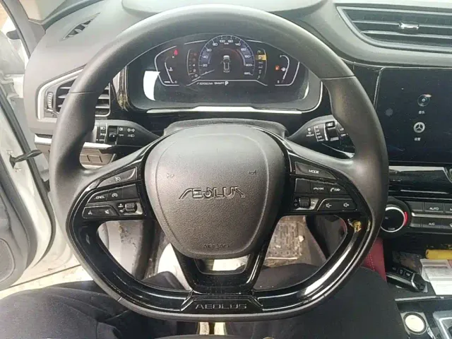 Dongfeng Fengshen AX7 — Фото автомобиля 10