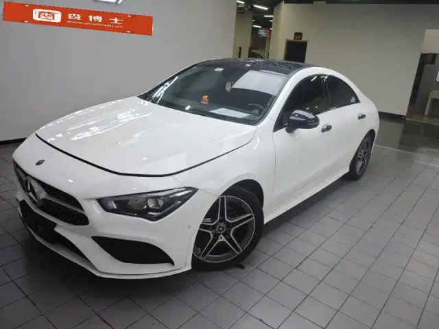 Фотография автомобиля — Mercedes-Benz CLA-Class