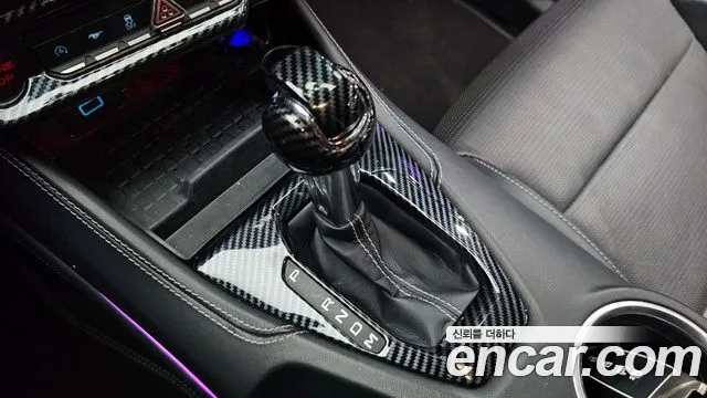Ford Mustang Mustang 7 поколение 5.0 GT Premium Купе — Фото автомобиля 9