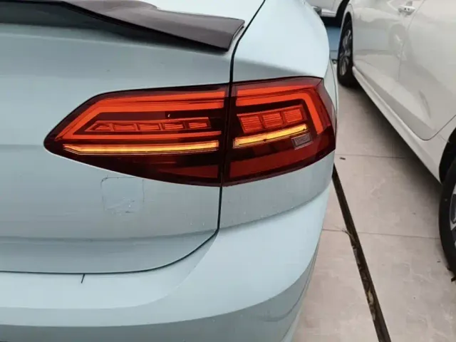 Volkswagen Lamando — Фото автомобиля 7