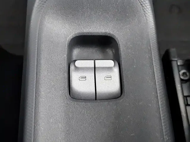 Wuling Zhiguang NEV — Фото автомобиля 9