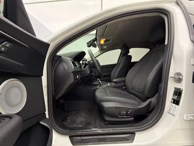 BMW 1 Series — Фото автомобиля 10