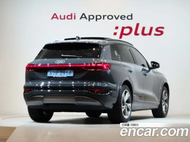 Audi Q6 e-tron — Фото автомобиля 2